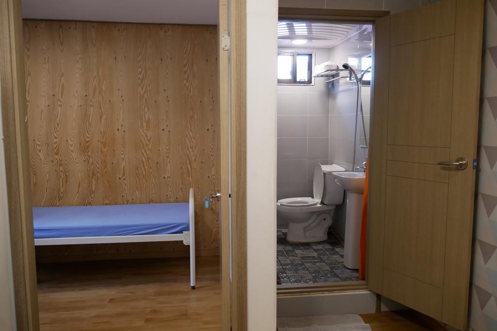بيت شباب Backpackers Inside سيول المظهر الخارجي الصورة