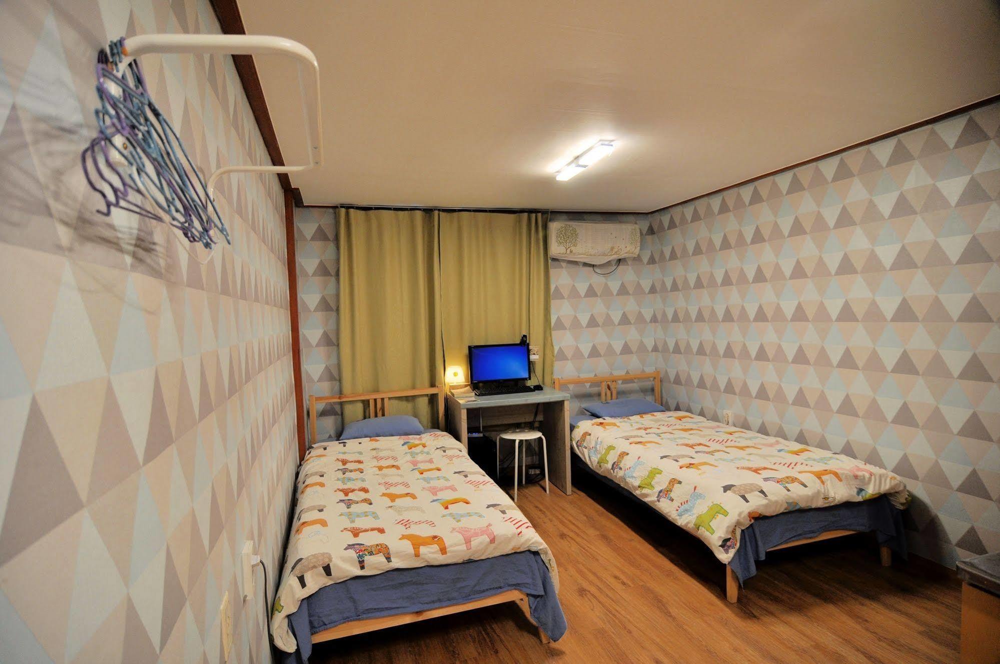 بيت شباب Backpackers Inside سيول المظهر الخارجي الصورة