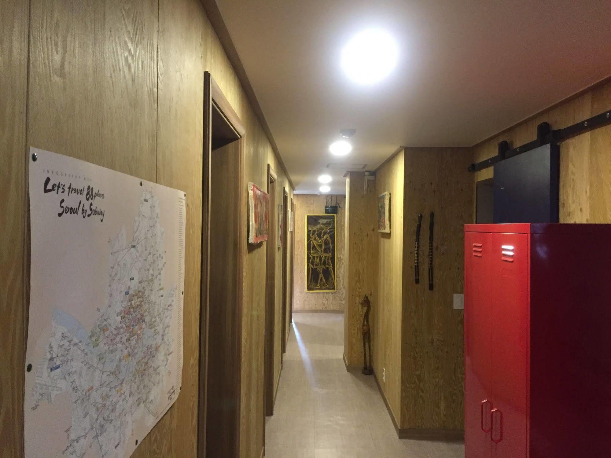 بيت شباب Backpackers Inside سيول المظهر الخارجي الصورة