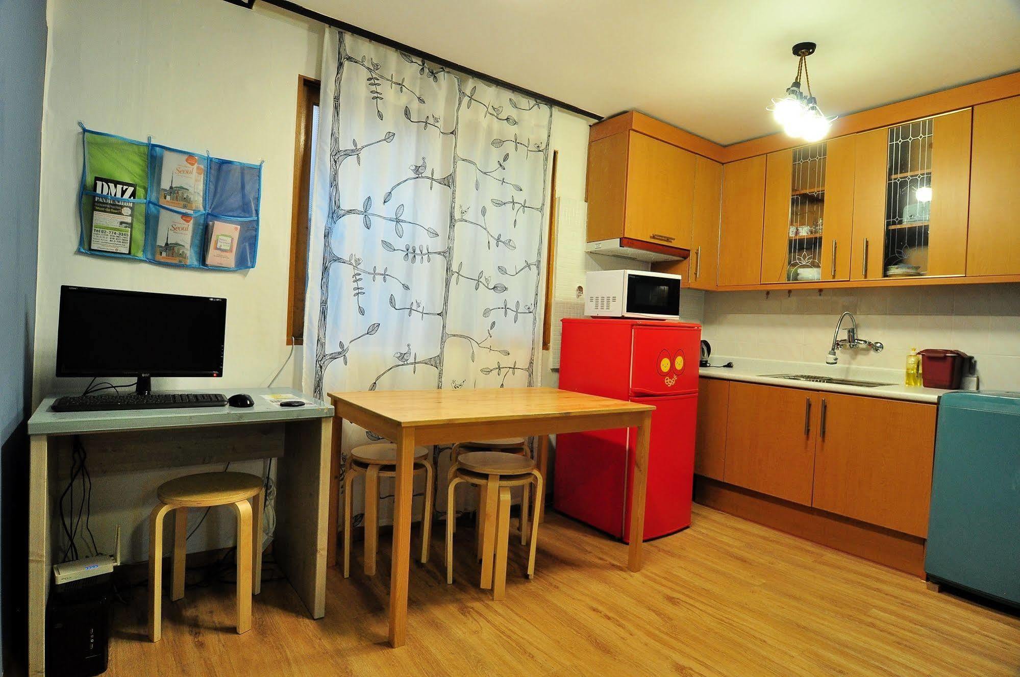 بيت شباب Backpackers Inside سيول المظهر الخارجي الصورة
