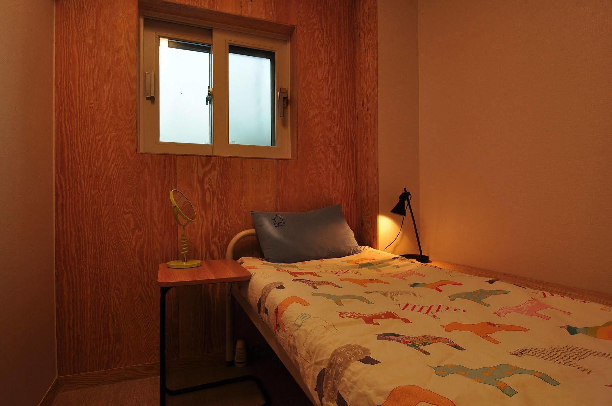 بيت شباب Backpackers Inside سيول المظهر الخارجي الصورة